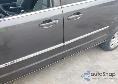 2016 Chrysler Town & Country Touring from USA, damaged, VIN 2C4RC1BG7GR185579